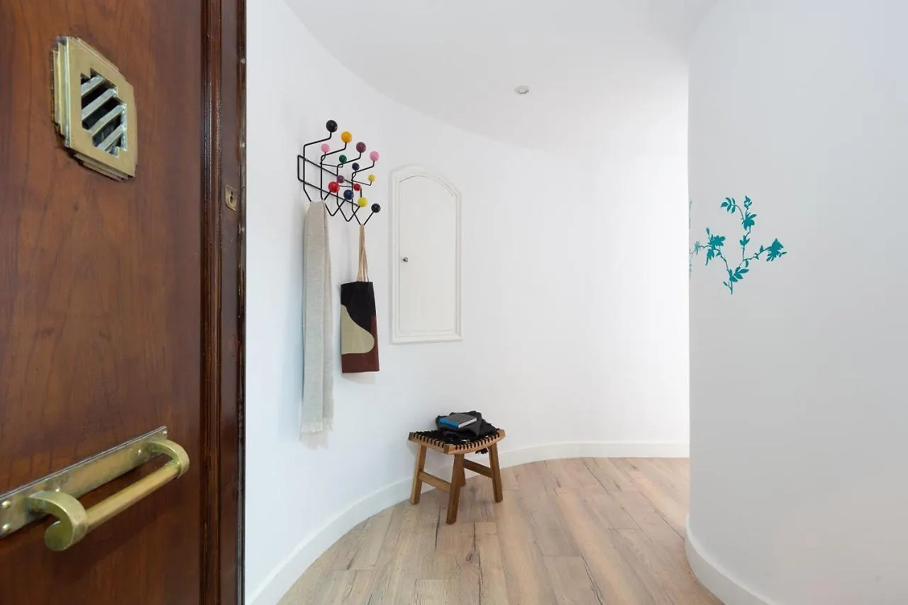 バルセロナCasa Cosi - Eixample 5アパートメント 0*, バルセロナ スペイン